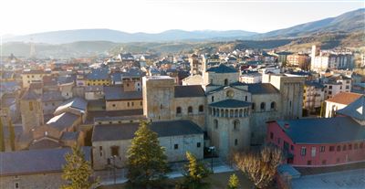 La Seu d'Urgell Stadtansicht und histrorische Kathedrale